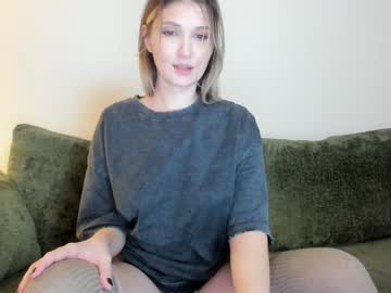 girl
        aalliyahh cam image #5844077