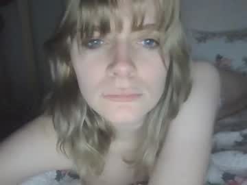 girl
        dumbdoll9 cam image #3539082