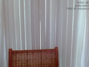 girl
        catberg cam image #786421