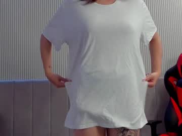 girl
        angella_kleee cam image #2234073