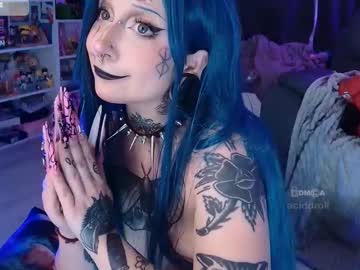 girl
        aciddroll cam image #6334088