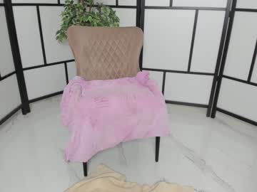 girl
        fetish_life cam image #5683847