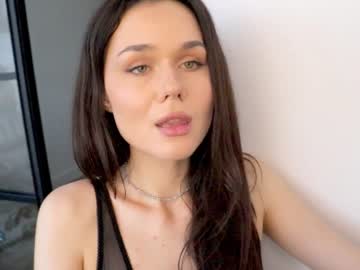 girl
        your_angie cam image #1753017