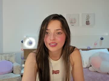 girl
        gabrielaa_18 cam image #2822379