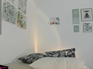 girl
        ohanna_ cam image #6722399