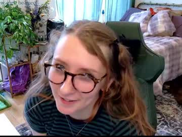 girl
        adalinarae cam image #5821823