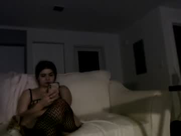 couple
        moneyhousemiami cam image #1409054