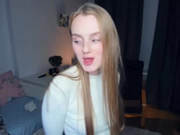girl
        stun1ng_blonde cam image #5519180