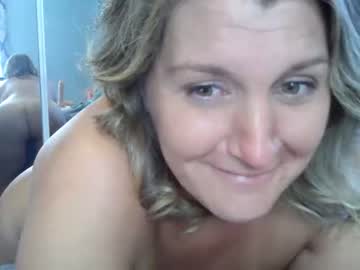 couple
        yursecret cam image #254358