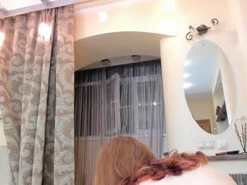 girl
        cherrydolla cam image #2202550