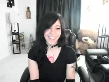 girl
        emoxbunny cam image #2660796