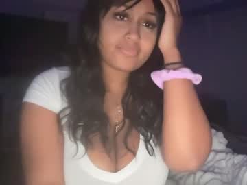 girl
        blackgurlkitty cam image #774243