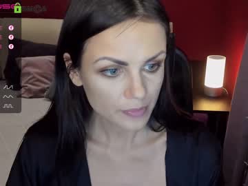 girl
        candygash cam image #838367