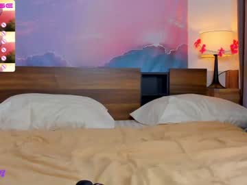 girl
        sugar_morgan cam image #1874625