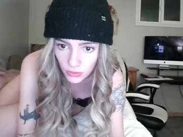 girl Nude Cam Girls Playing Games with pixelatedprincess