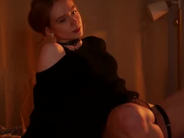 girl
        lizzy_blaze cam image #6325900