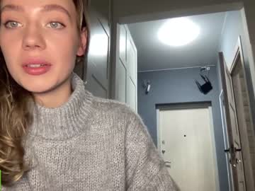 girl
        angel_from_sky cam image #3757373