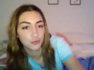 girl
        alexusxsky cam image #1860282