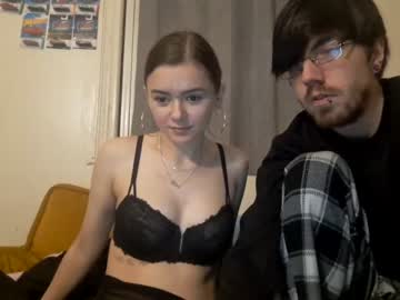 couple
        feetpirincess69 cam image #2498804