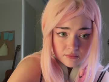 girl
        stellastassneyy cam image #3031675