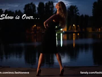 girl
        eva_fashionista cam image #416830
