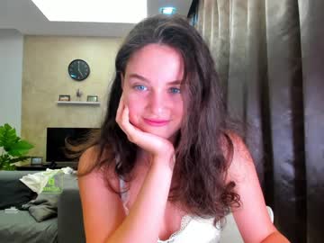 girl
        demurelixir cam image #1291173
