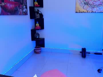 girl
        nicollbashel cam image #4037690