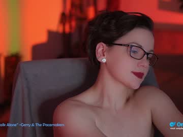girl
        tiffanyriox cam image #4251584