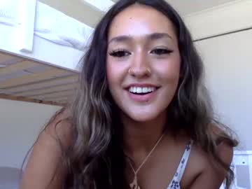 girl
        teleaevansss cam image #3416912