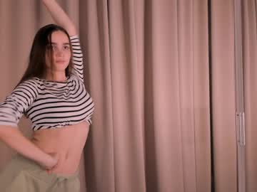 girl
        dominogoulder cam image #5570530