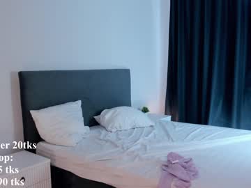 girl
        earlenebigge cam image #4136723