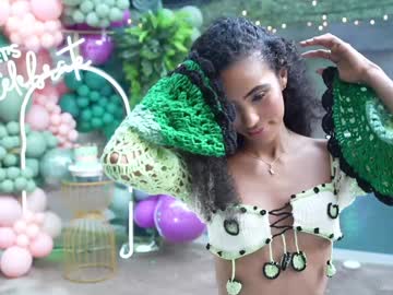 girl
        amnie_ cam image #5303018