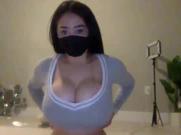girl
        _natycutei19 cam image #6586051