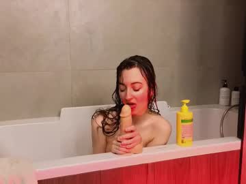 girl
        marta_rose cam image #6545243