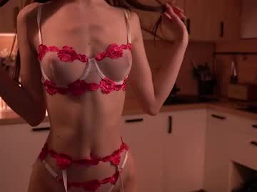 girl
        scarletmore cam image #6894438