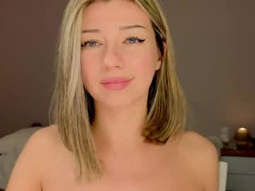 girl
        lenamuti cam image #5596969