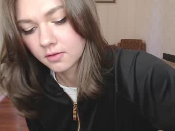 girl
        real_nature cam image #2722973