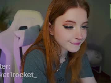 girl
        pocketrocket_ cam image #464146
