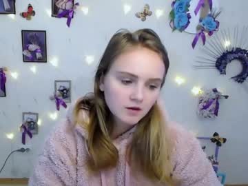 girl
        shy_cute_emma_ cam image #129771