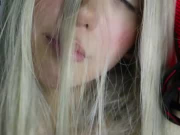 girl
        wendy_daniela cam image #2259366