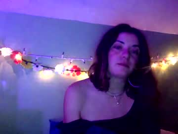 girl
        janicepepper cam image #193665