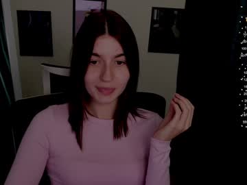 girl
        stacy_cy cam image #5266674