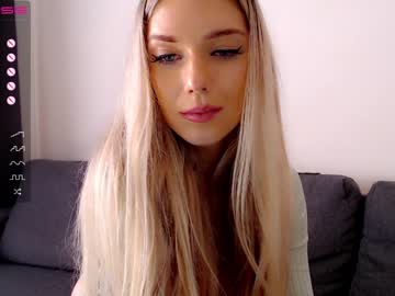 girl
        pervyblonde cam image #1187440