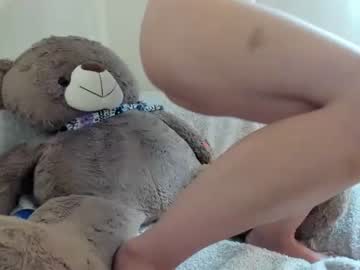 girl
        cuteangelx cam image #1847962