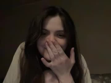 girl
        elisweets cam image #4639243