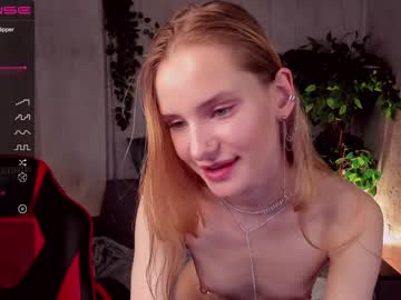 girl
        irene_rai cam image #1895120