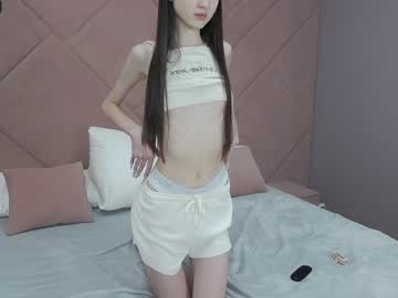 girl
        maddybarbie cam image #2118156