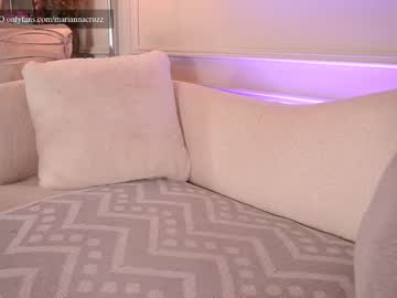 girl
        mariannacruzz cam image #2138607