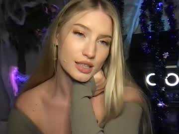 girl
        thezabrina cam image #2728149