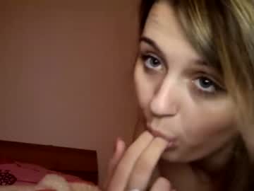 girl
        swty_molly cam image #22993